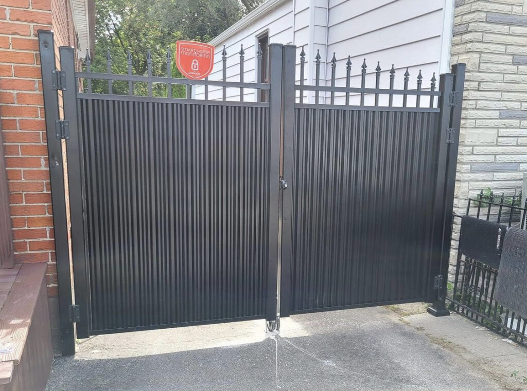 aluminum fence Michigan
